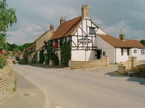 Hotel The Blue Cow South Witham Exterior foto