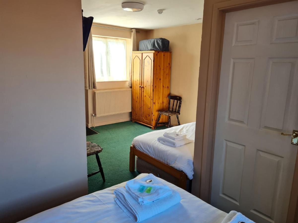 Hotel The Blue Cow South Witham Habitación foto
